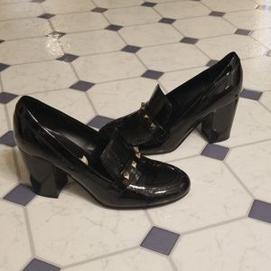 Marc Fisher black patent leather loafer style heel
